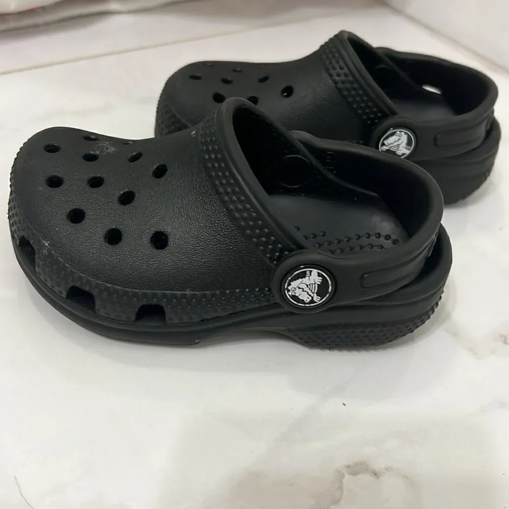 Baby Crocs - Toddler Shoes - Black - Size 6 - Excellent Condition